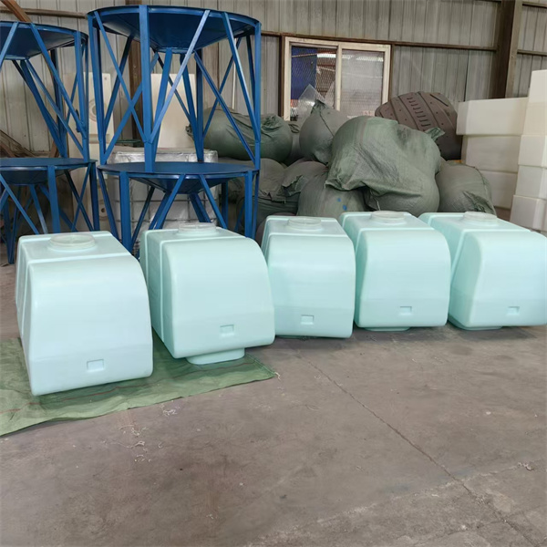 什么是農機水箱