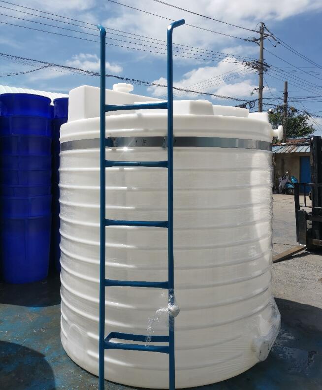 5000L加強筋加藥箱廠家4